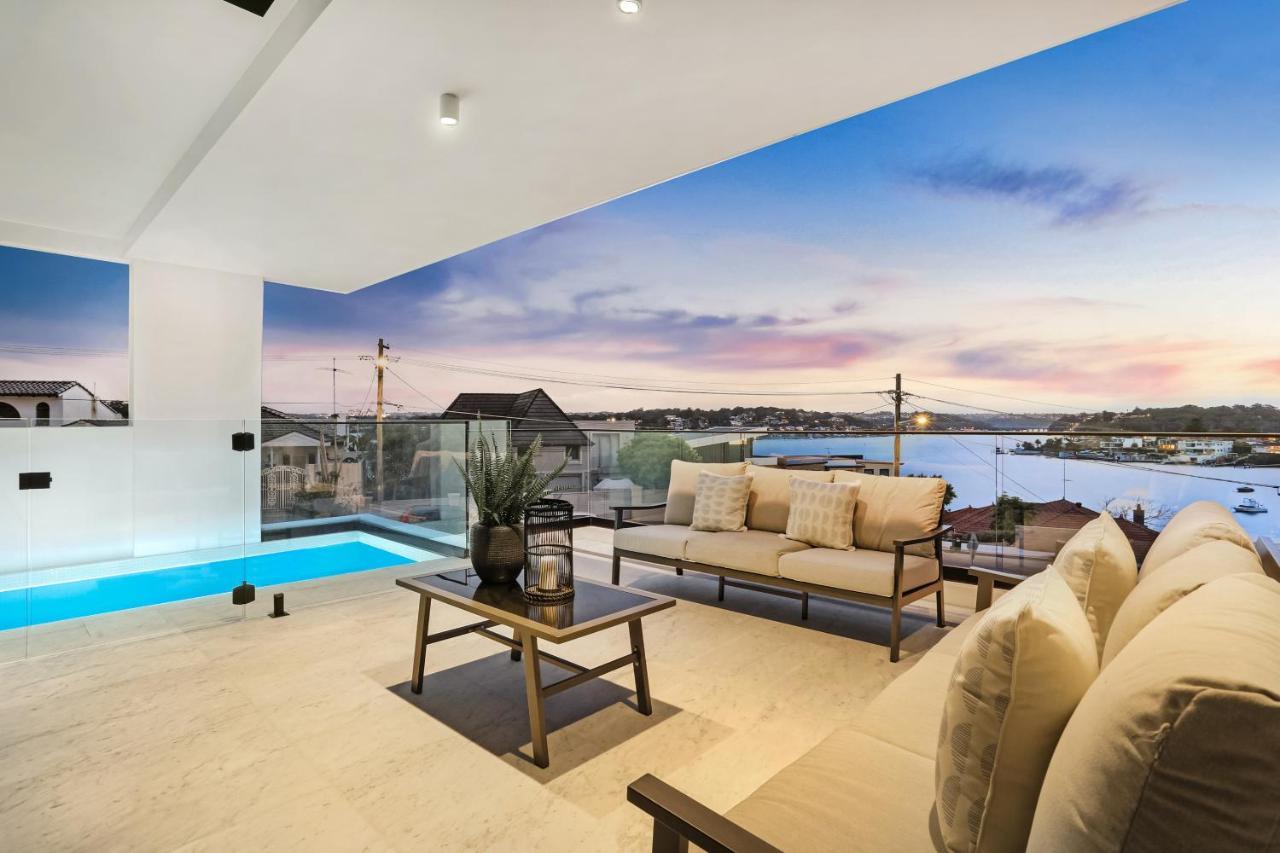 Luxury Waterside Home Sydney Exterior foto